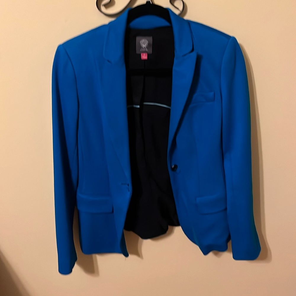 Bright Blue Vince Camuto blazer, size 2. super cute and comfortable